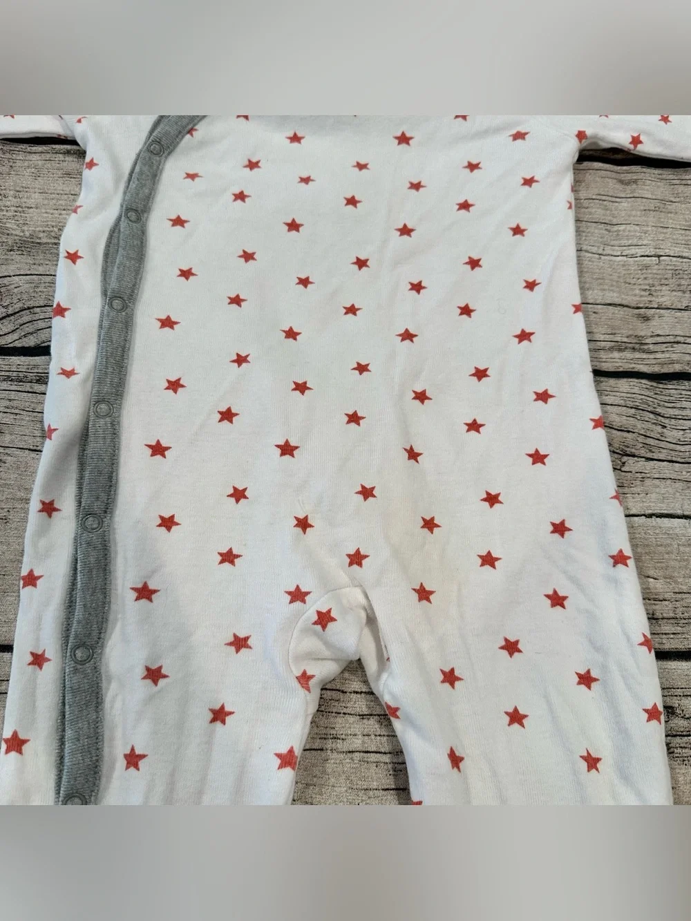 Mini Boden White Footed One-Piece with Red Star Print and Gray Trim Unisex 6-9